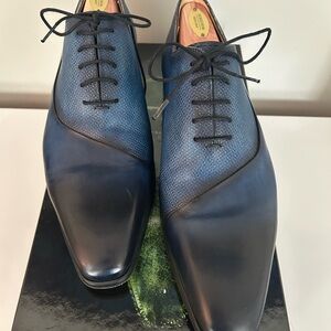 Elegant Navy Blue Men's Oxfords